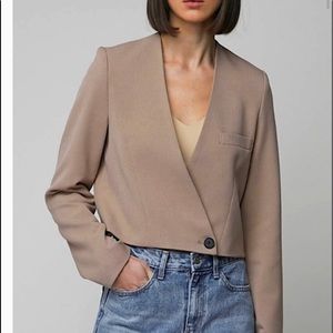 BNWT Oak and Fort Cropped Blazer in Chanterelle.